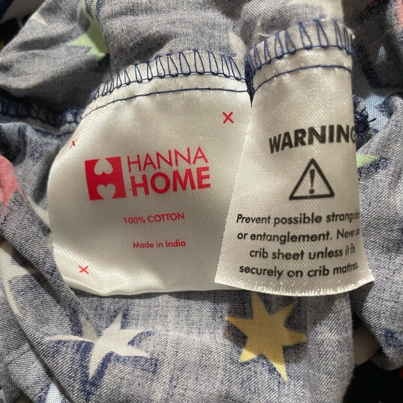 Hanna Andersson Lilla Crib Sheet - Picture 2 of 3